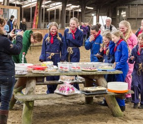 Carrousel rijden bij HRC Knollegruun